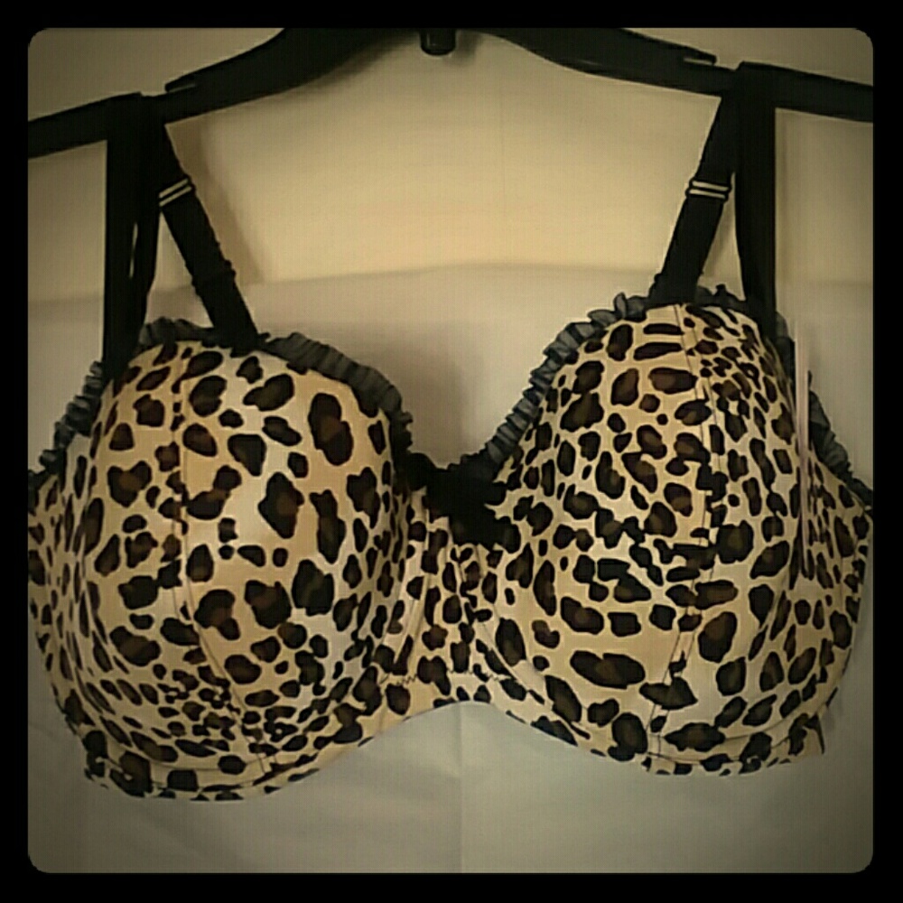 🐆NWT Balconette Smooth Bra🐆